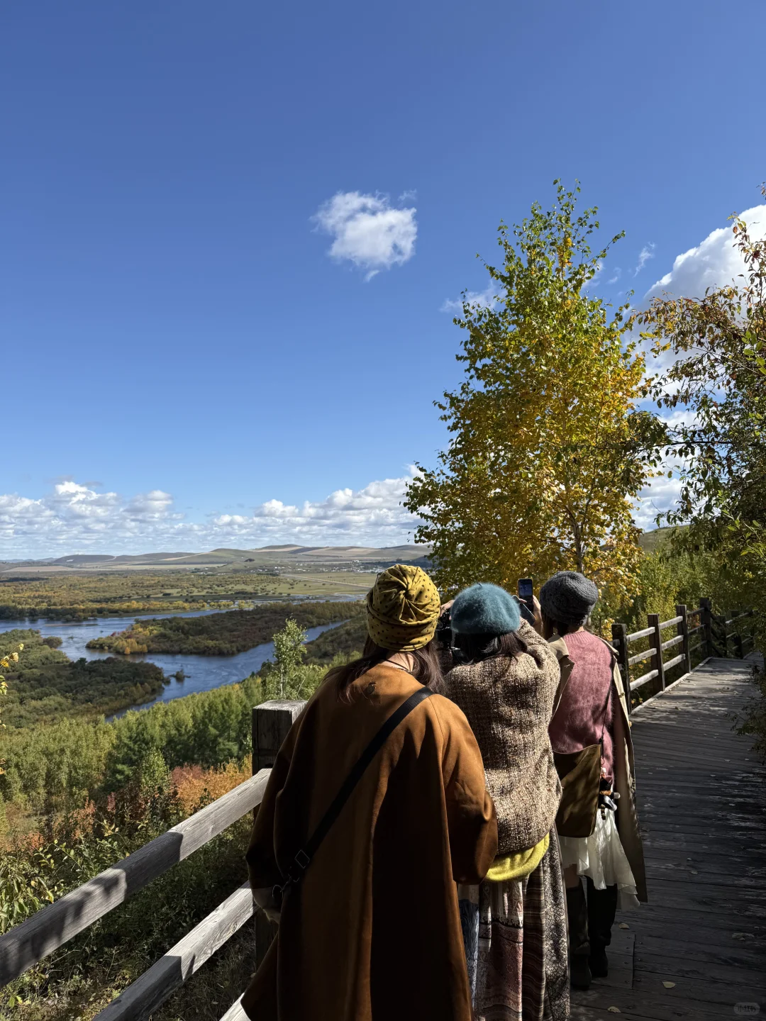 内蒙古穿搭｜额尔古纳湿地的秋天有七层颜色