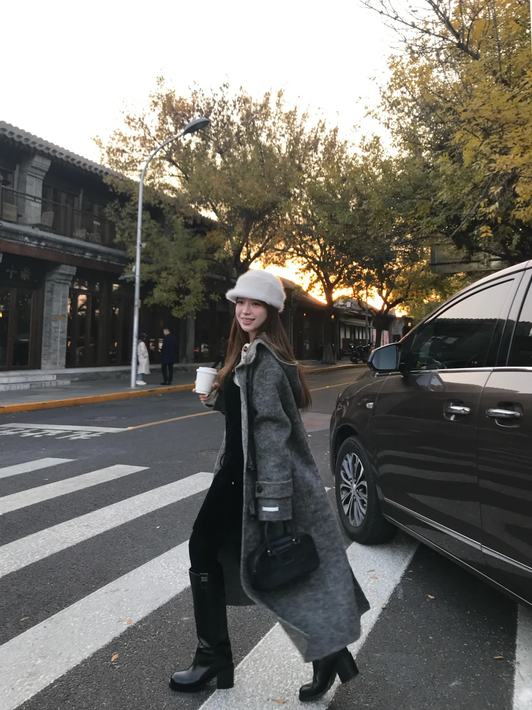 🍂 𝐁𝐞𝐢𝐣𝐢𝐧𝐠 的胡同都何等浪漫