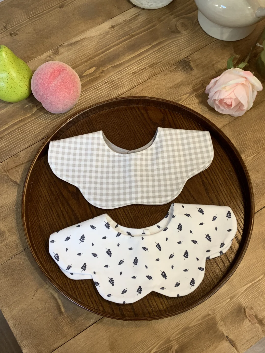🌸“法式田园风”口水巾，戴上甜到犯规～