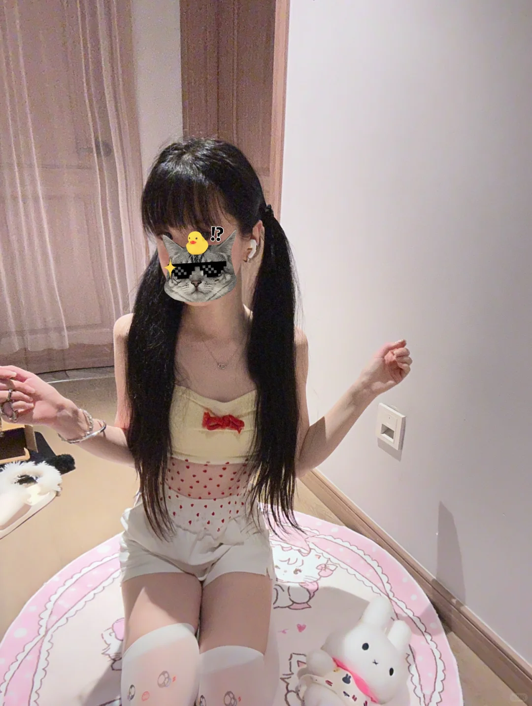 当御姐开始装嫩擦边