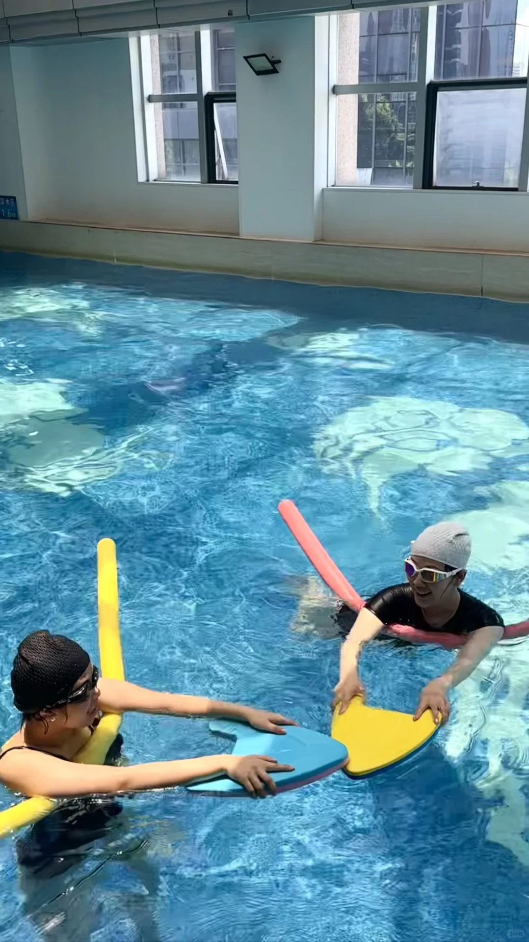 夏天的快乐是游泳给的