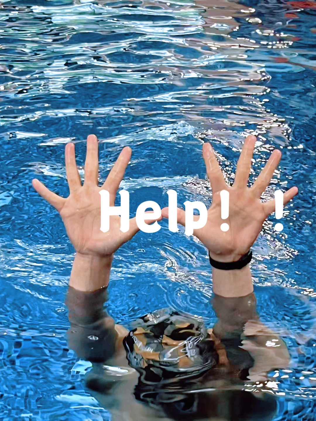 游泳必拍手势我也拍上啦✌️