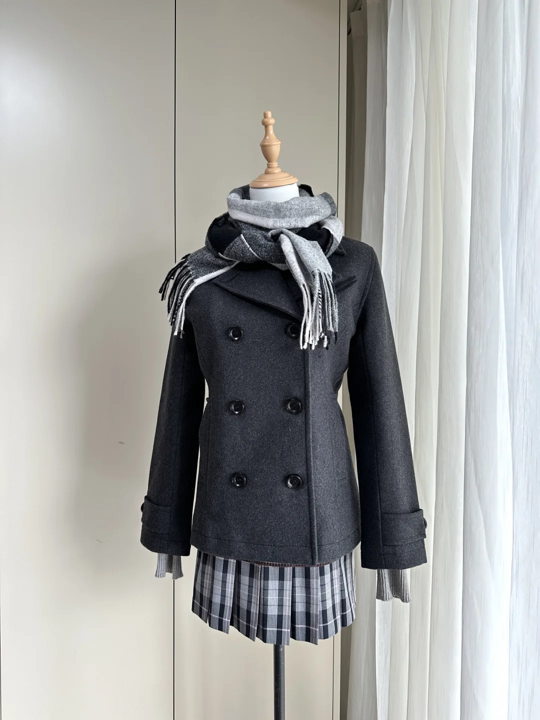 深灰色双排扣！！小狗你是懂优雅气质的…