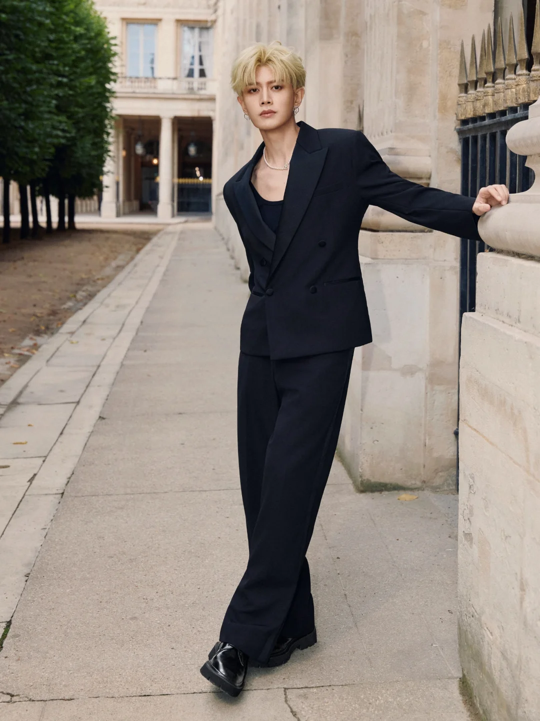 任嘉伦的造型 眼前一亮又一亮