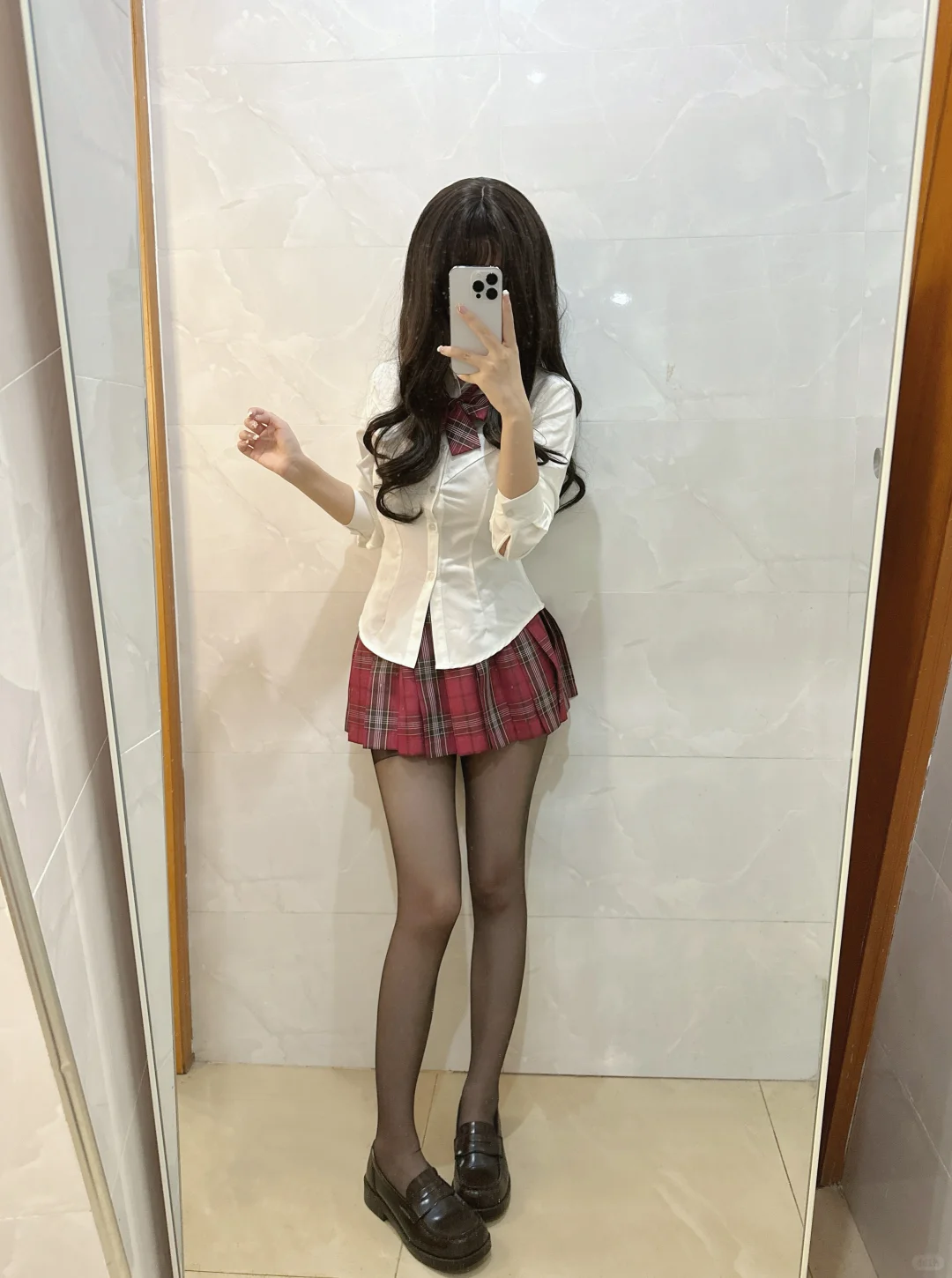 不懂黑丝配jk的人有难了