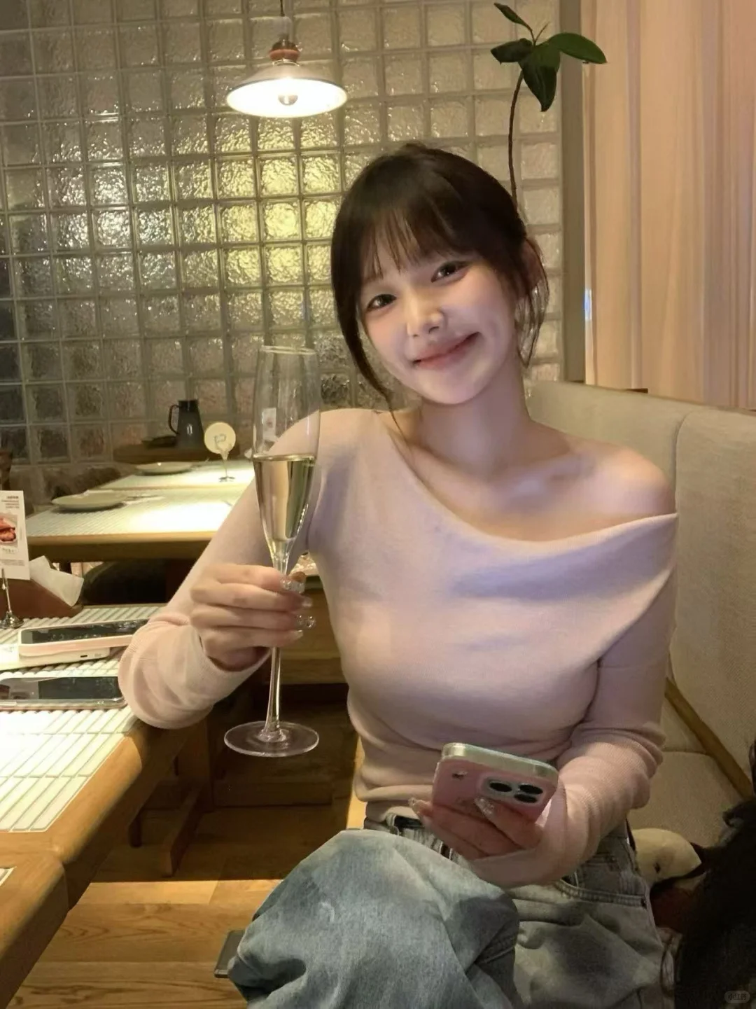 温柔版许妍。锁骨💯