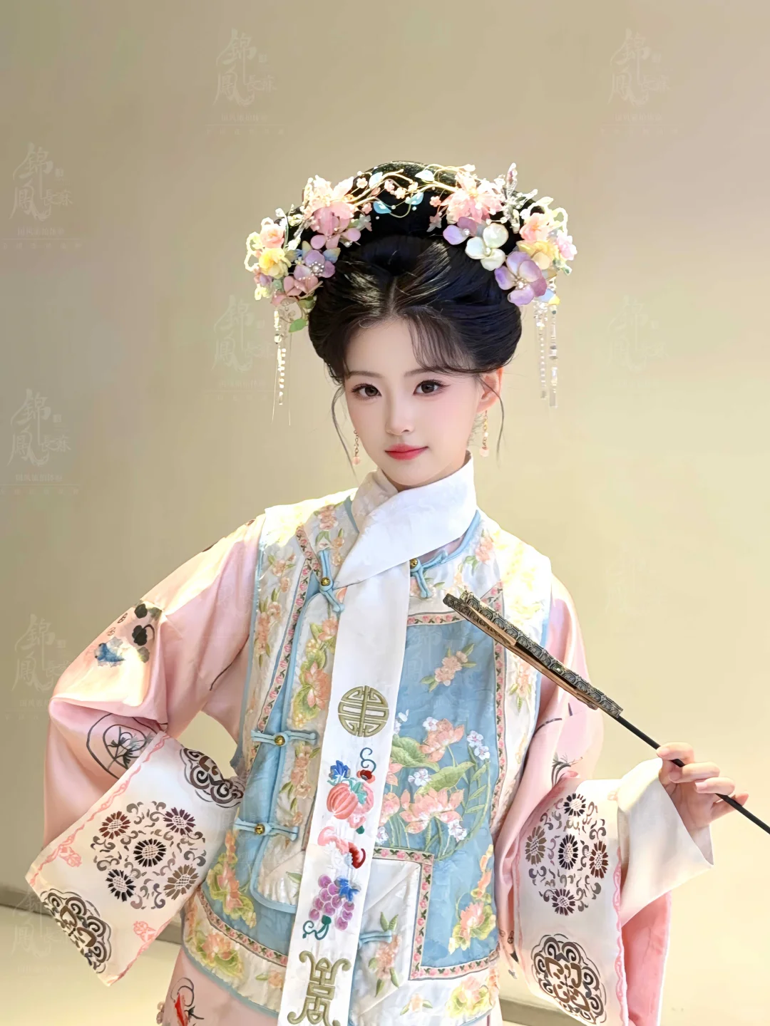 我选择用这几款古装造型惊艳北京的秋天