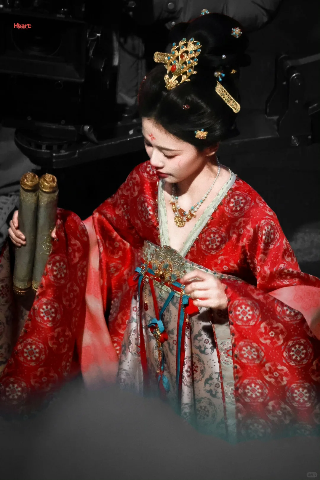 白鹿待播剧《唐宫奇案》李佩仪的30套造型