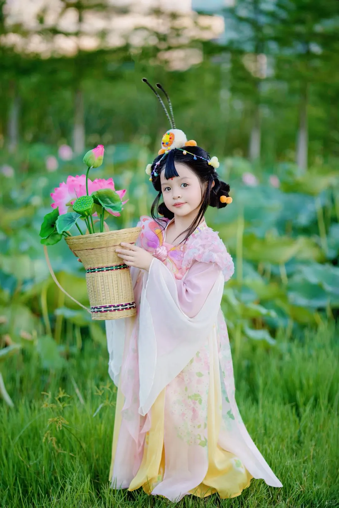 穿越到古代也是一枚小甜妹