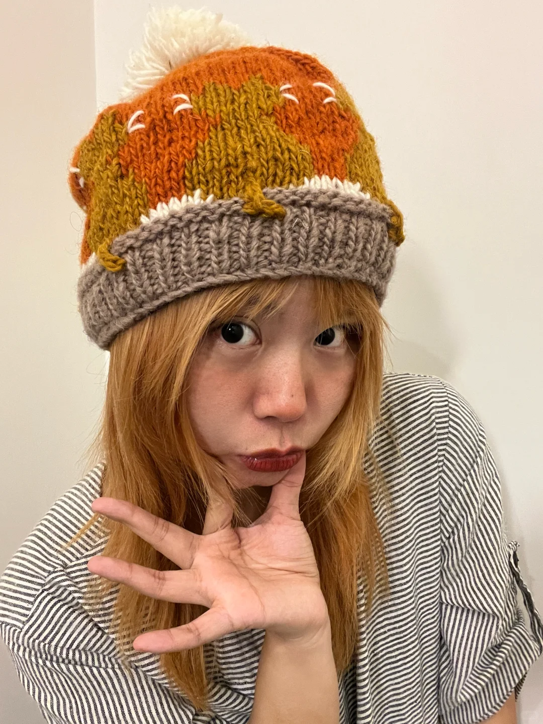 😜来一个九宫格帽子表情包吧！！！！