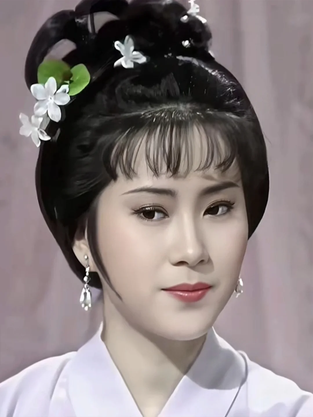 亚视80年代首席当家花旦，古装造型太美了！