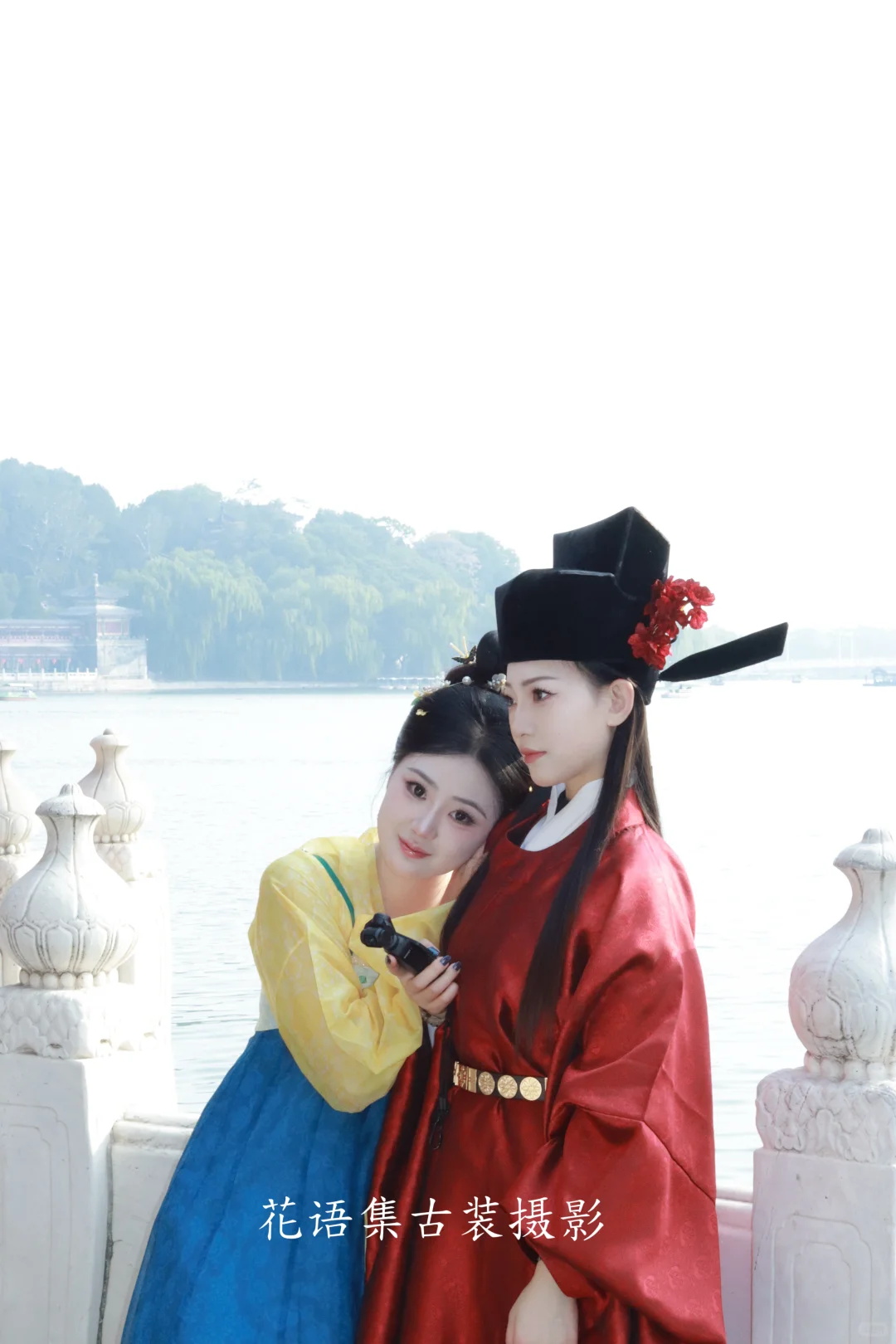 有点爱上闺蜜了！