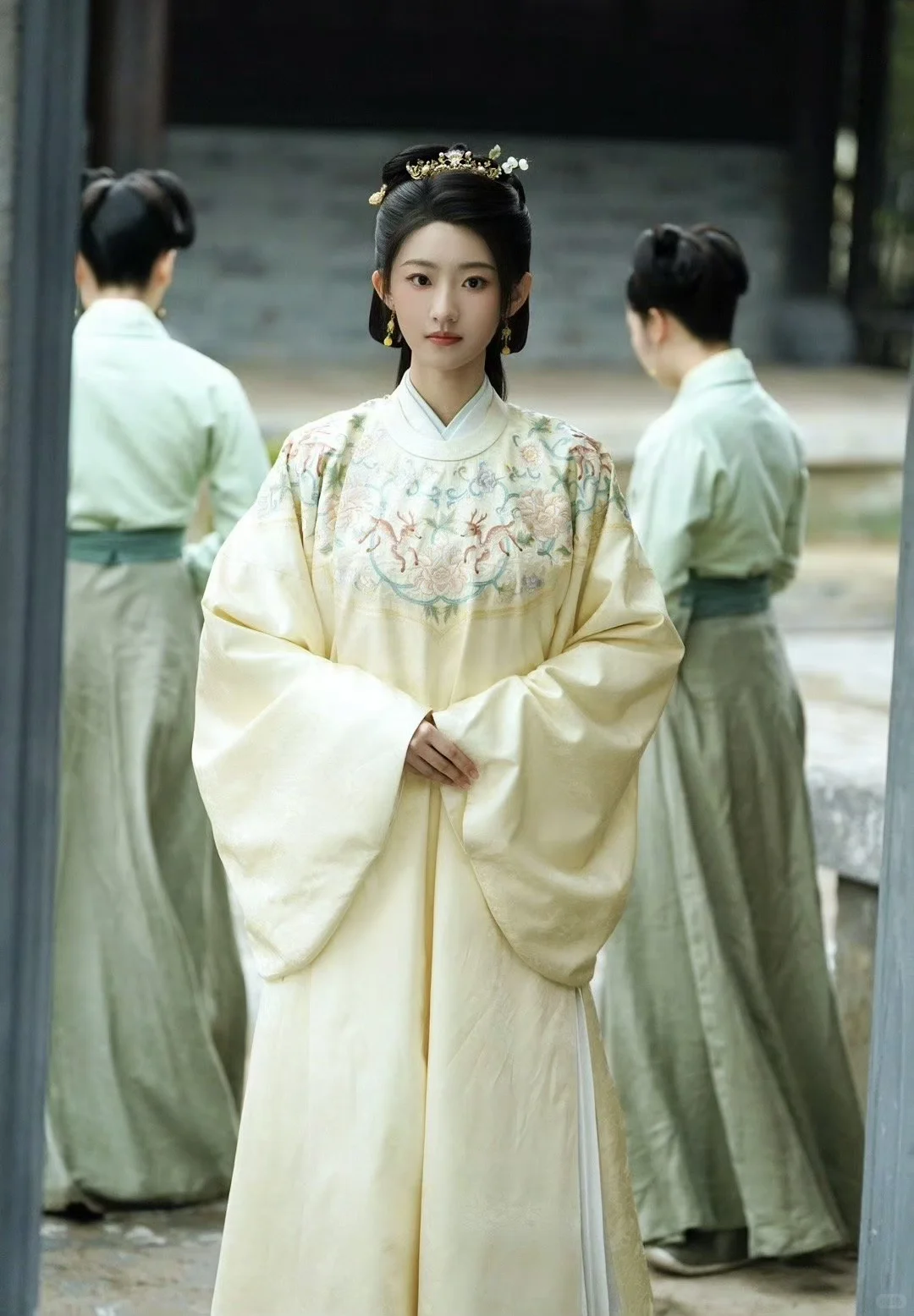 女明星的明制造型合集✨把中式韵味焊在身上