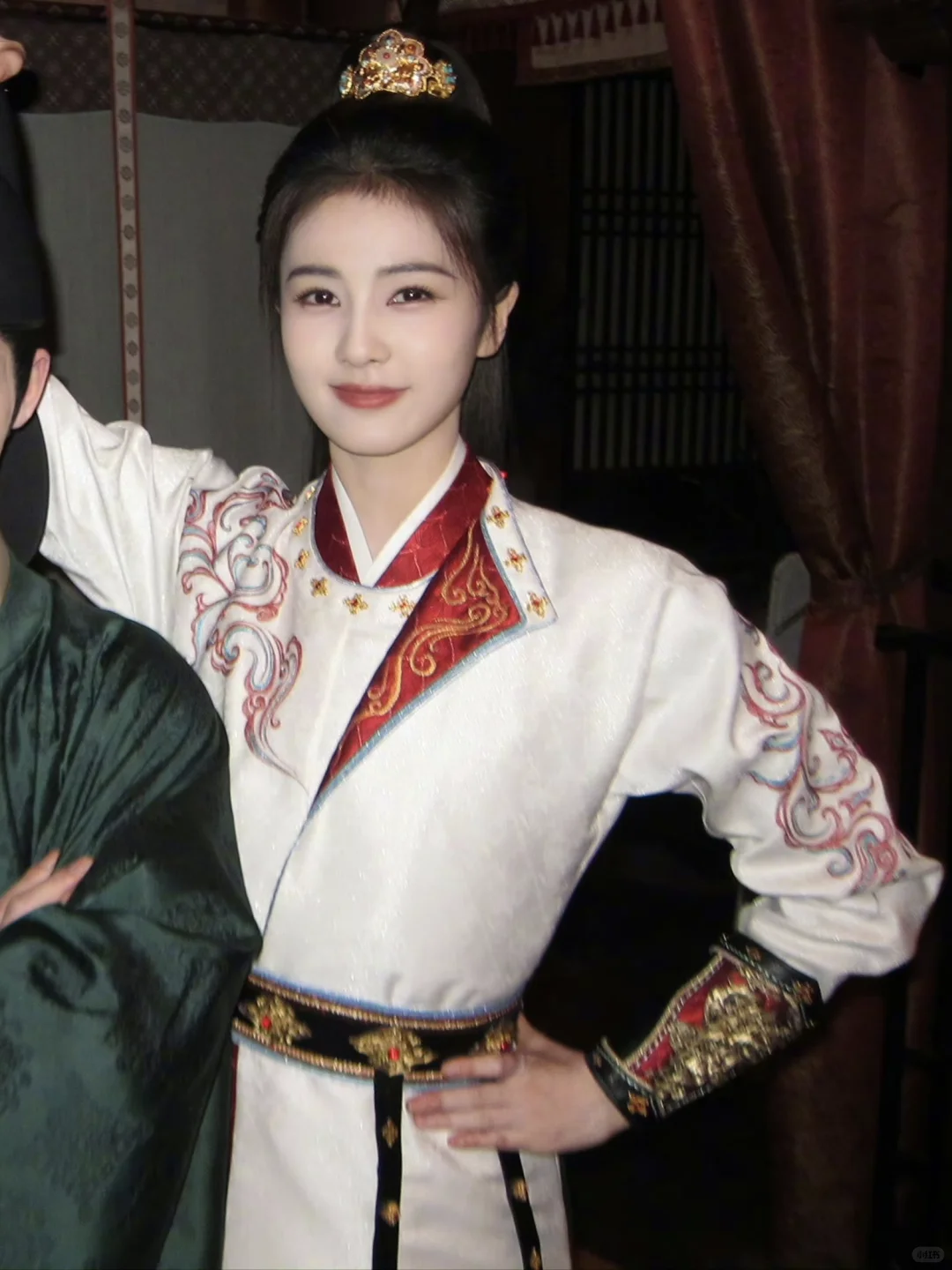 白鹿待播剧《唐宫奇案》李佩仪的30套造型