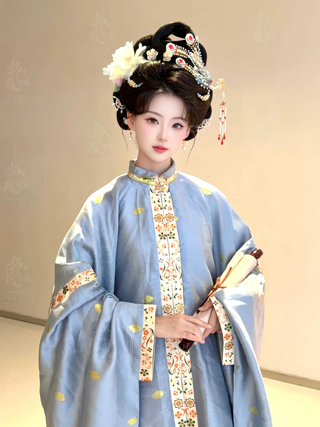 我选择用这几款古装造型惊艳北京的秋天