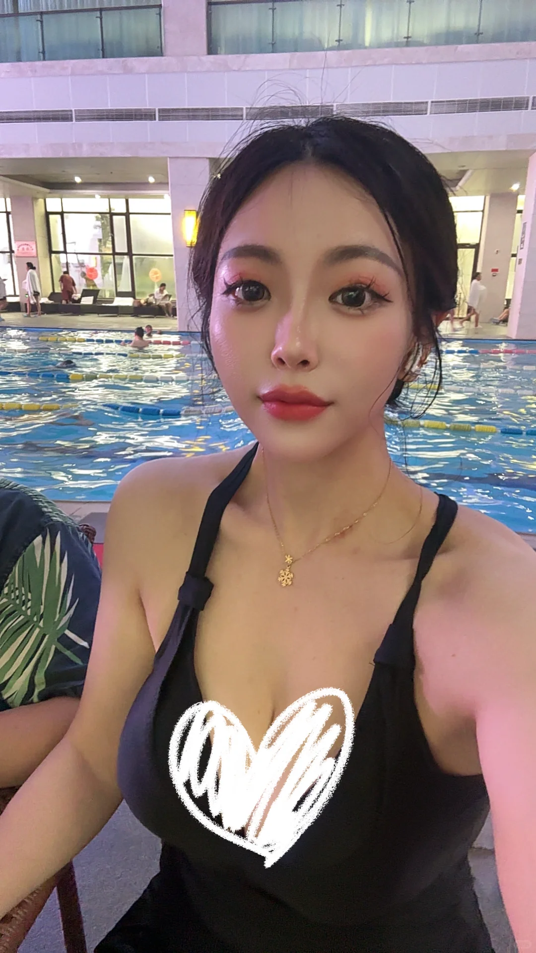 温泉好多比基尼👙小姐姐😍😍