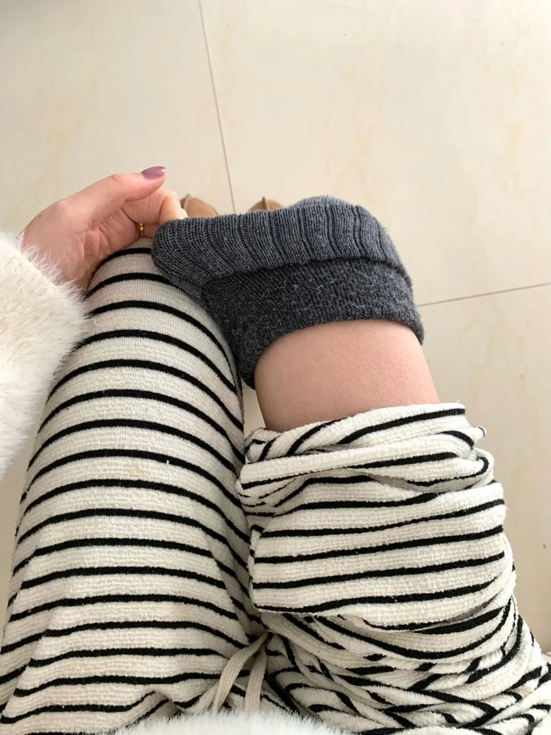 热晕了🥵东北同事推荐的过膝袜真滴好穿!