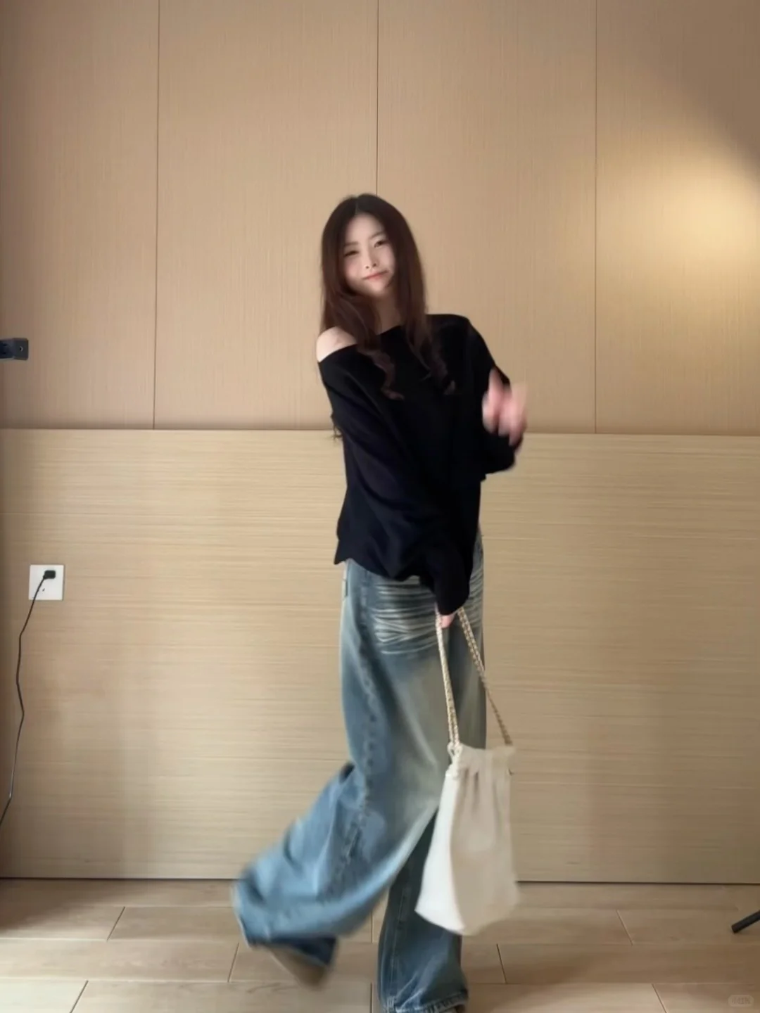 买到了人生针织上衣😯