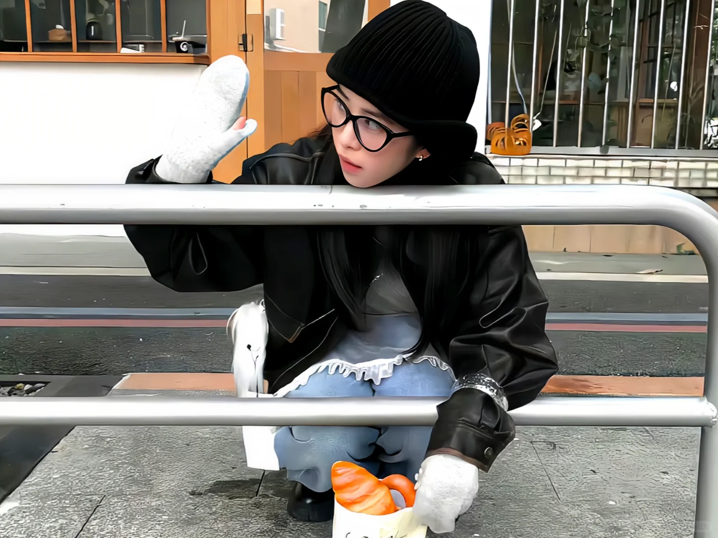 iPad·电脑壁纸｜🧣今天也要开心哦