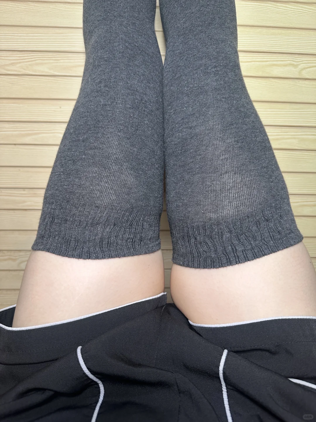 谁喜欢象腿啊？多亏这条大腿袜真的太争气了