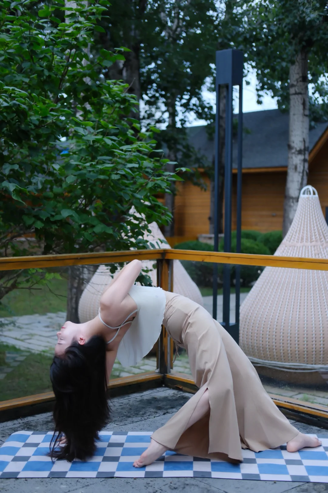 瑜伽女孩的松弛感瑜伽服～