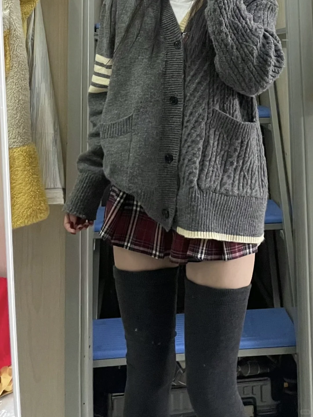 过膝袜的勒肉感谁懂啊啊啊！超长不掉筒！