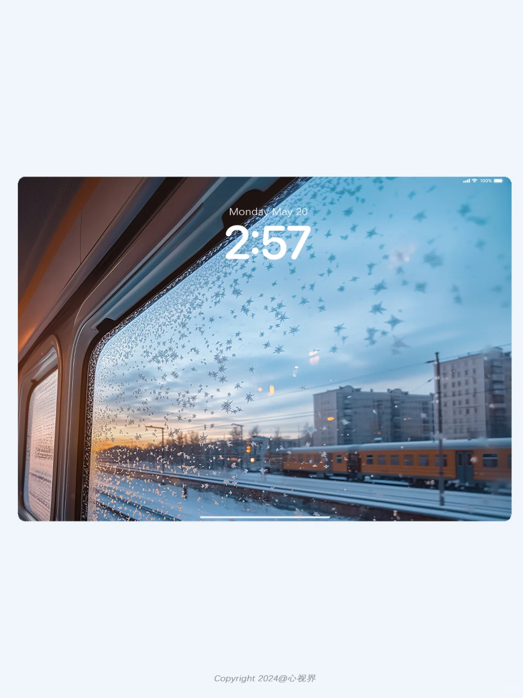 “车窗外飘落冰蓝色的雪❄️” | 027壁纸