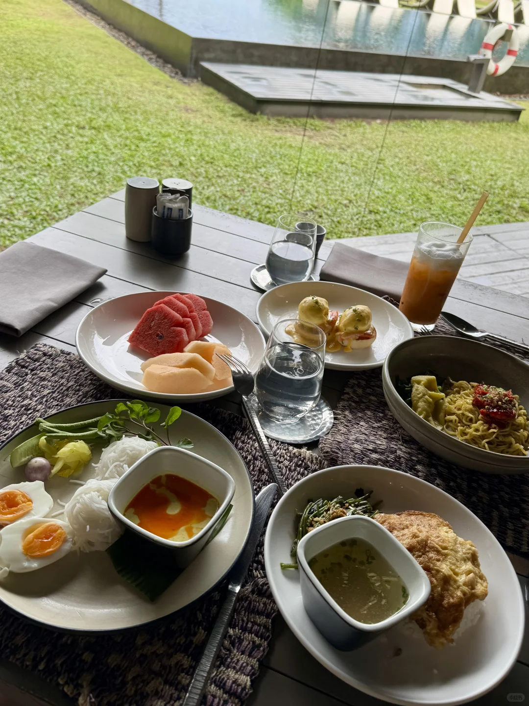 小学生海边拍照姿势大赏