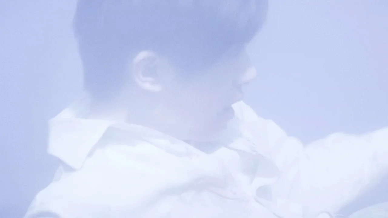 从此嬷嬷和泥塑都站起来了