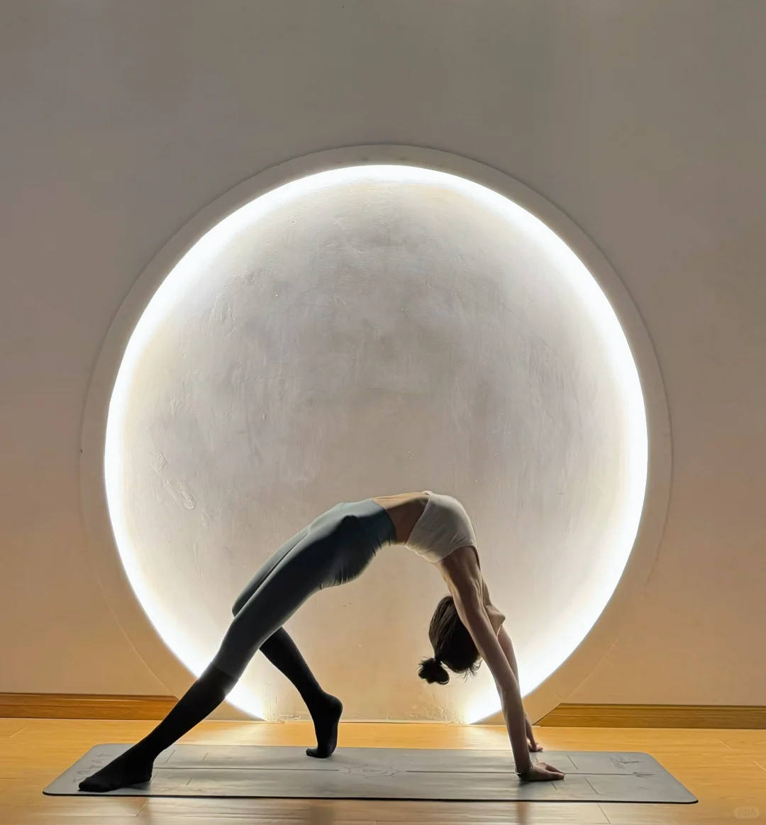 瑜伽体式照🧘‍♀️