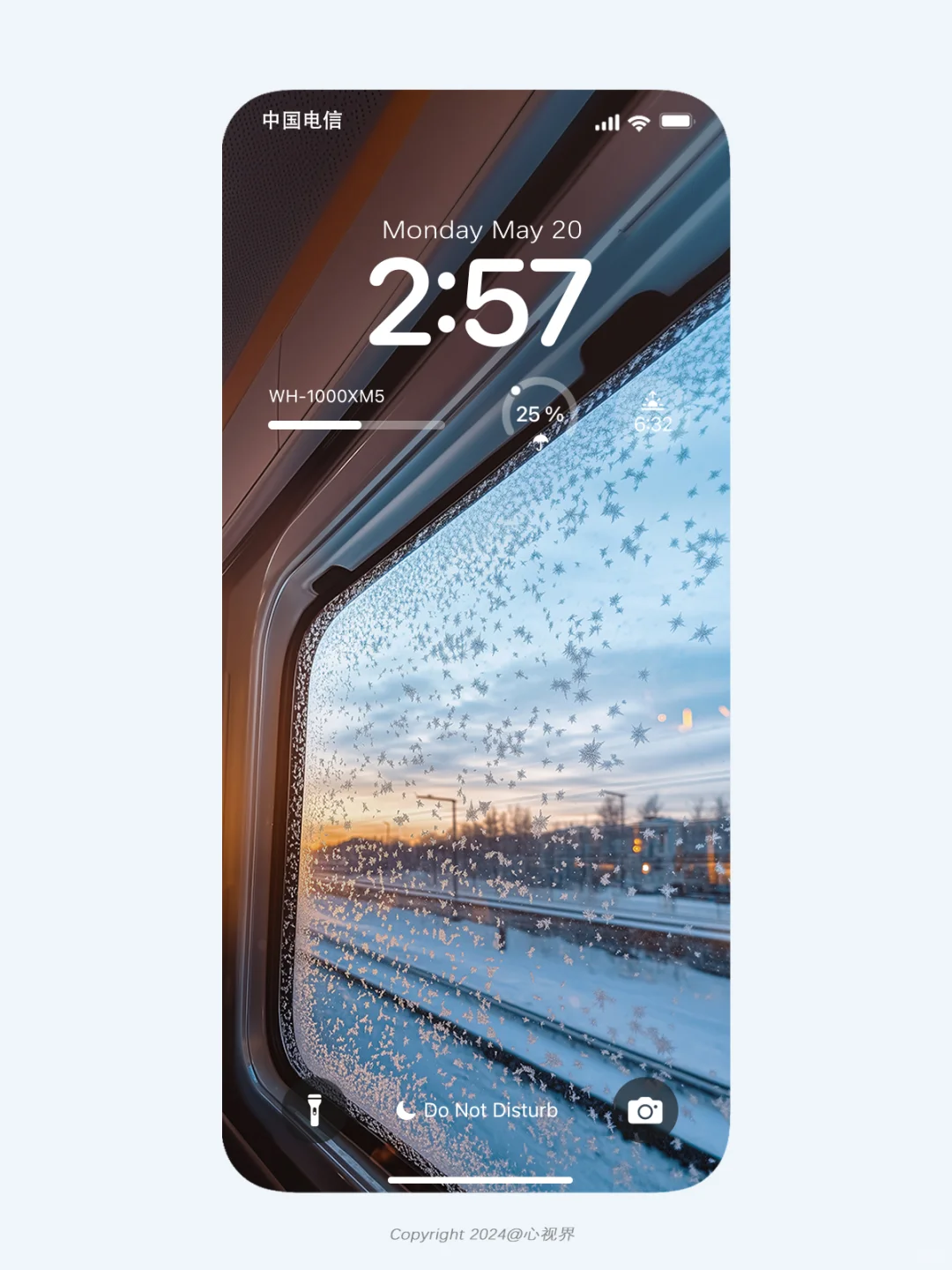 “车窗外飘落冰蓝色的雪❄️” | 027壁纸