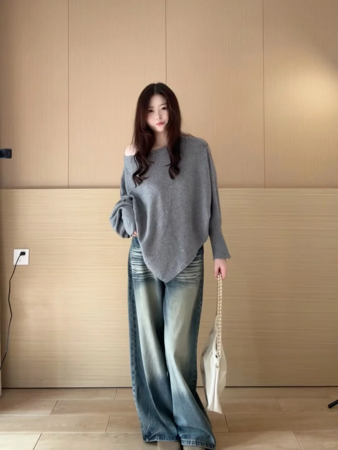 买到了人生针织上衣😯