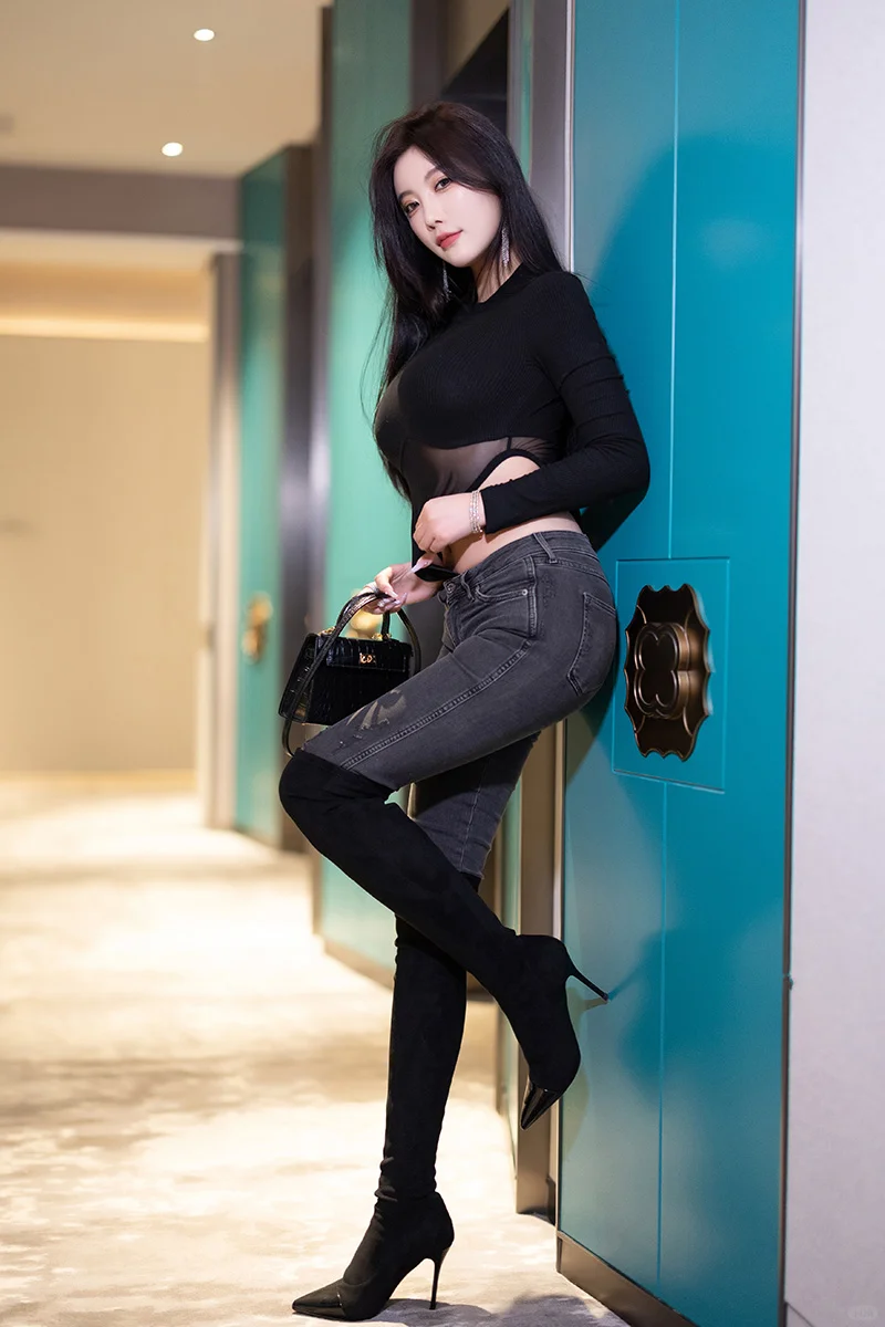 模特:【杨晨晨】