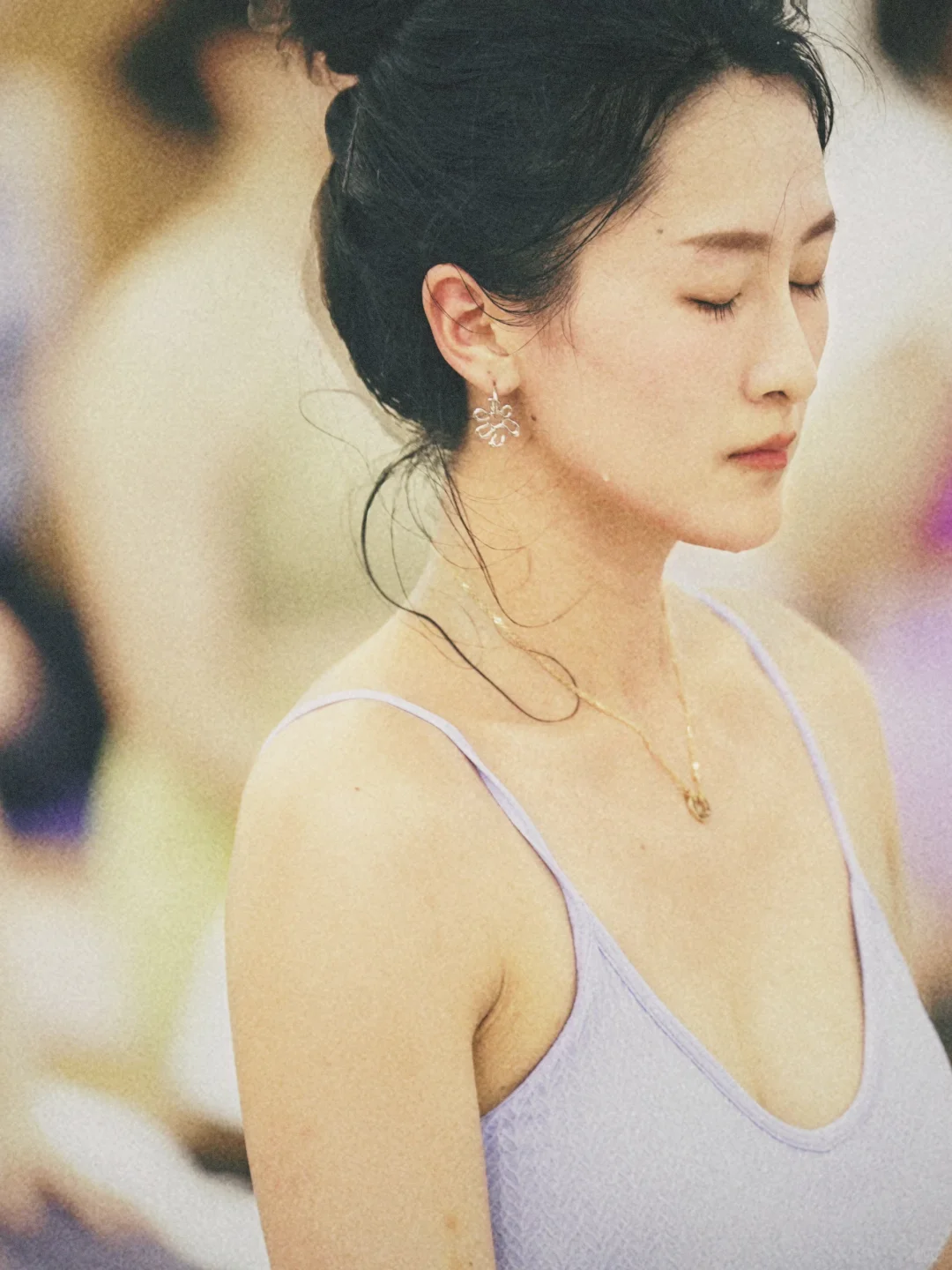 和一群爱练瑜伽的女孩子～