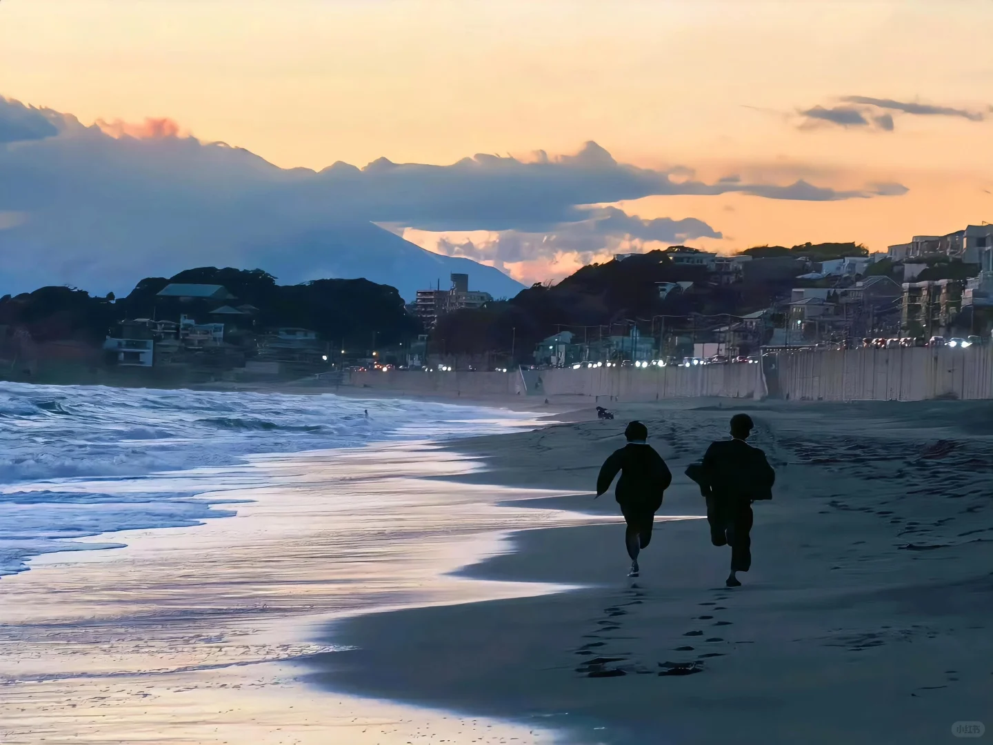 iPad·电脑壁纸｜🧣今天也要开心哦