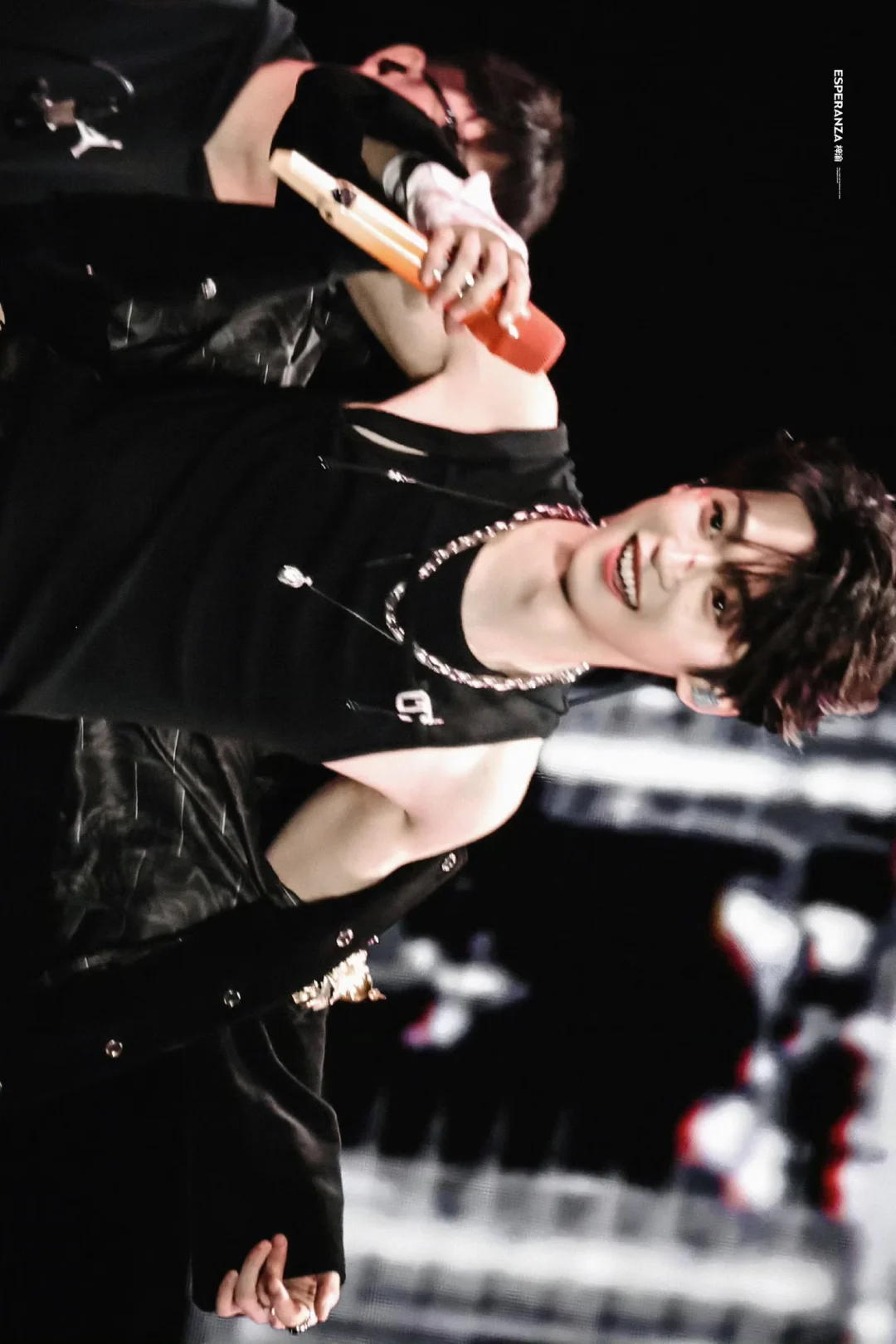 照例来一组纯享版横屏高清壁纸图