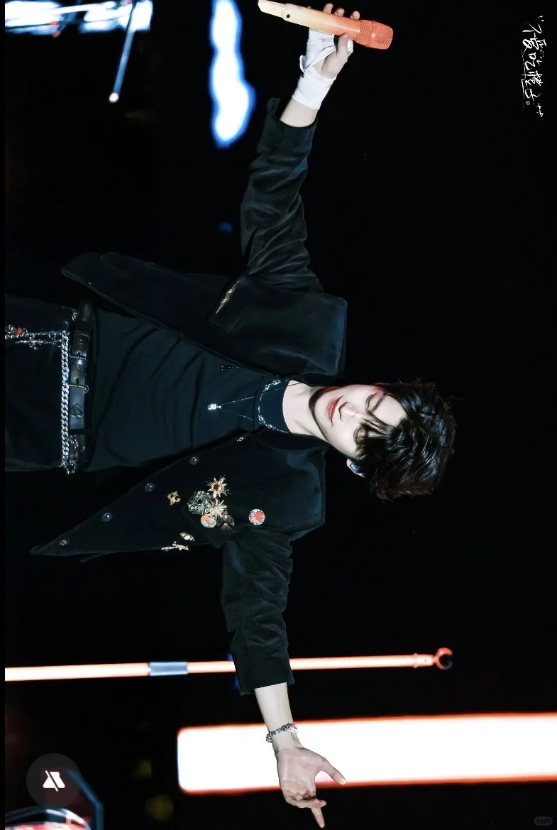 照例来一组纯享版横屏高清壁纸图