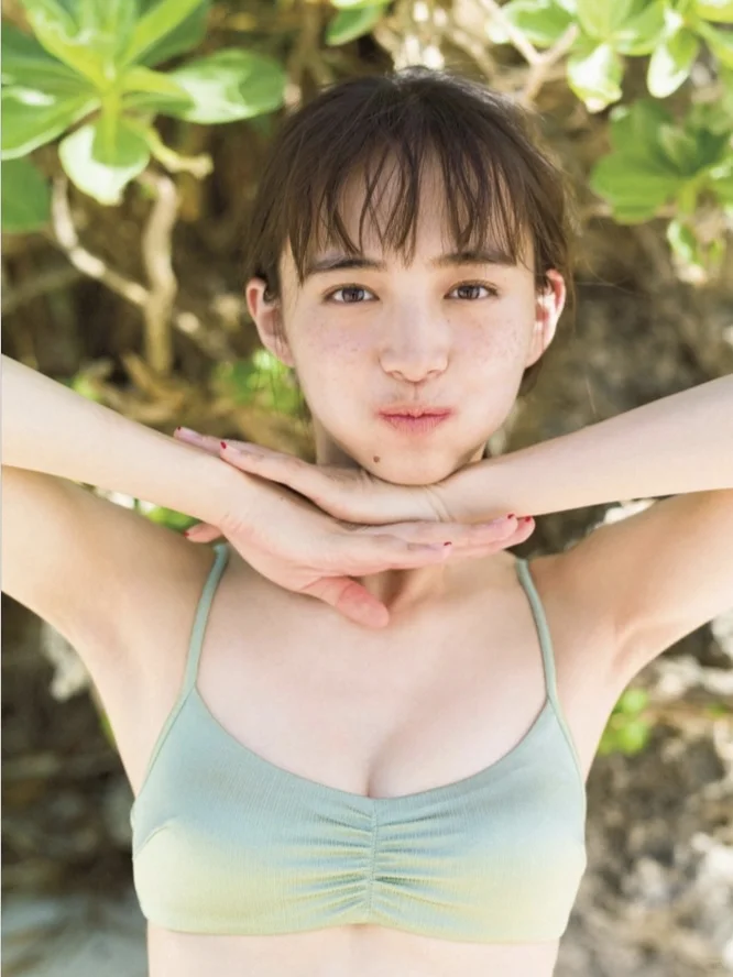 井桁弘恵写真分享