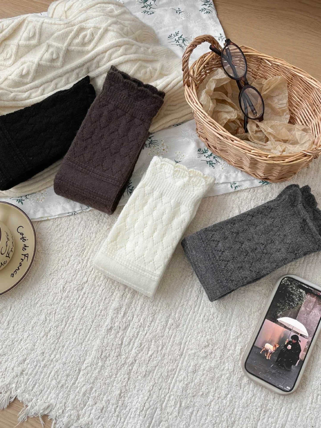 终于找到穿靴子可以搭的袜子了✨