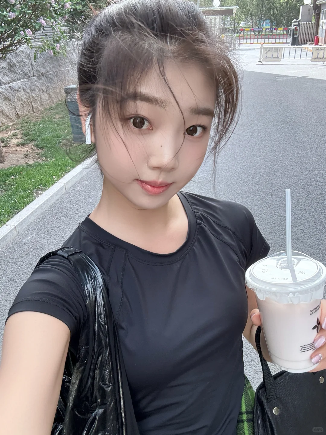 北舞大三｜🧩｜偶尔e小mo😔常常大happy😄