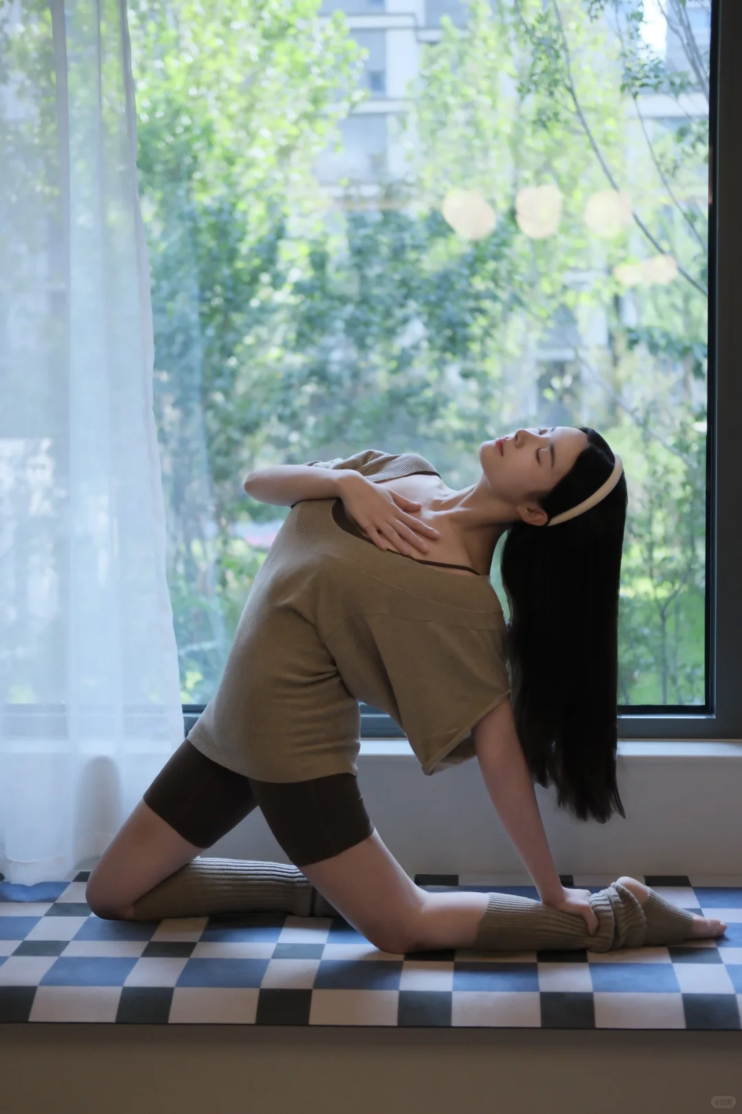 瑜伽女孩的松弛感～🧘‍♀️