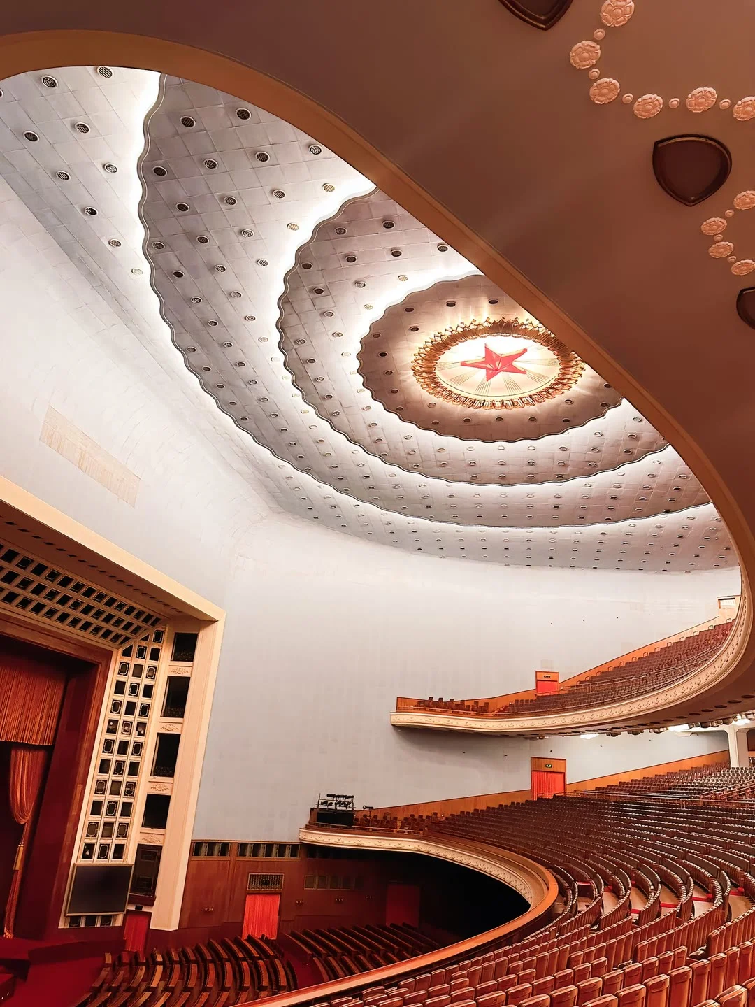 同志们，该进步了！