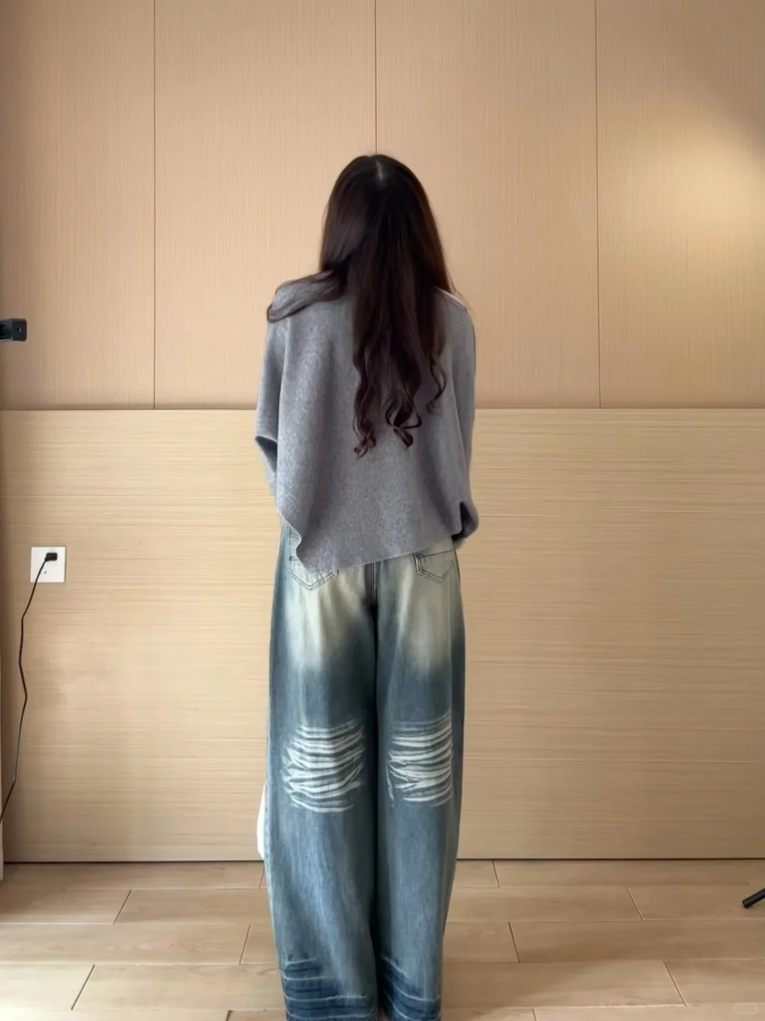 买到了人生针织上衣😯