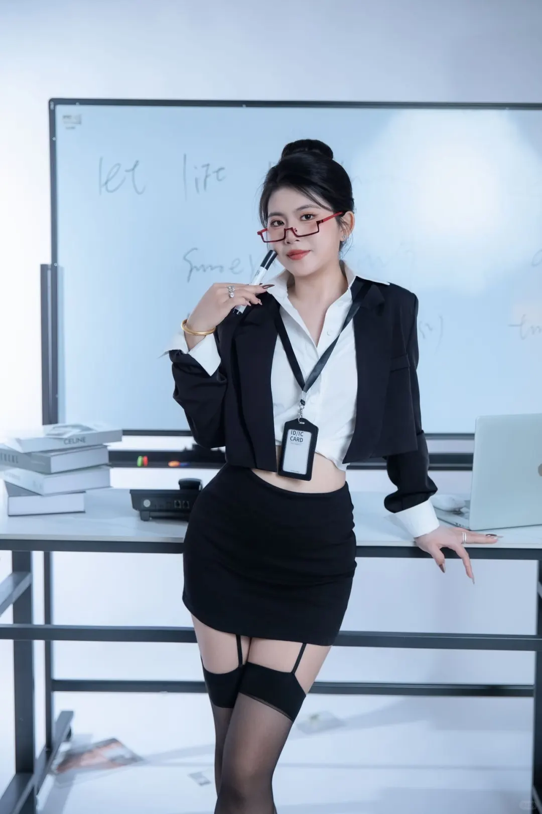 麻辣女教师开课啦👩‍🏫