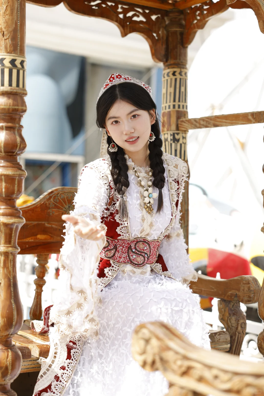 00后女大测评写真馆1——新疆印象巴扎旅拍