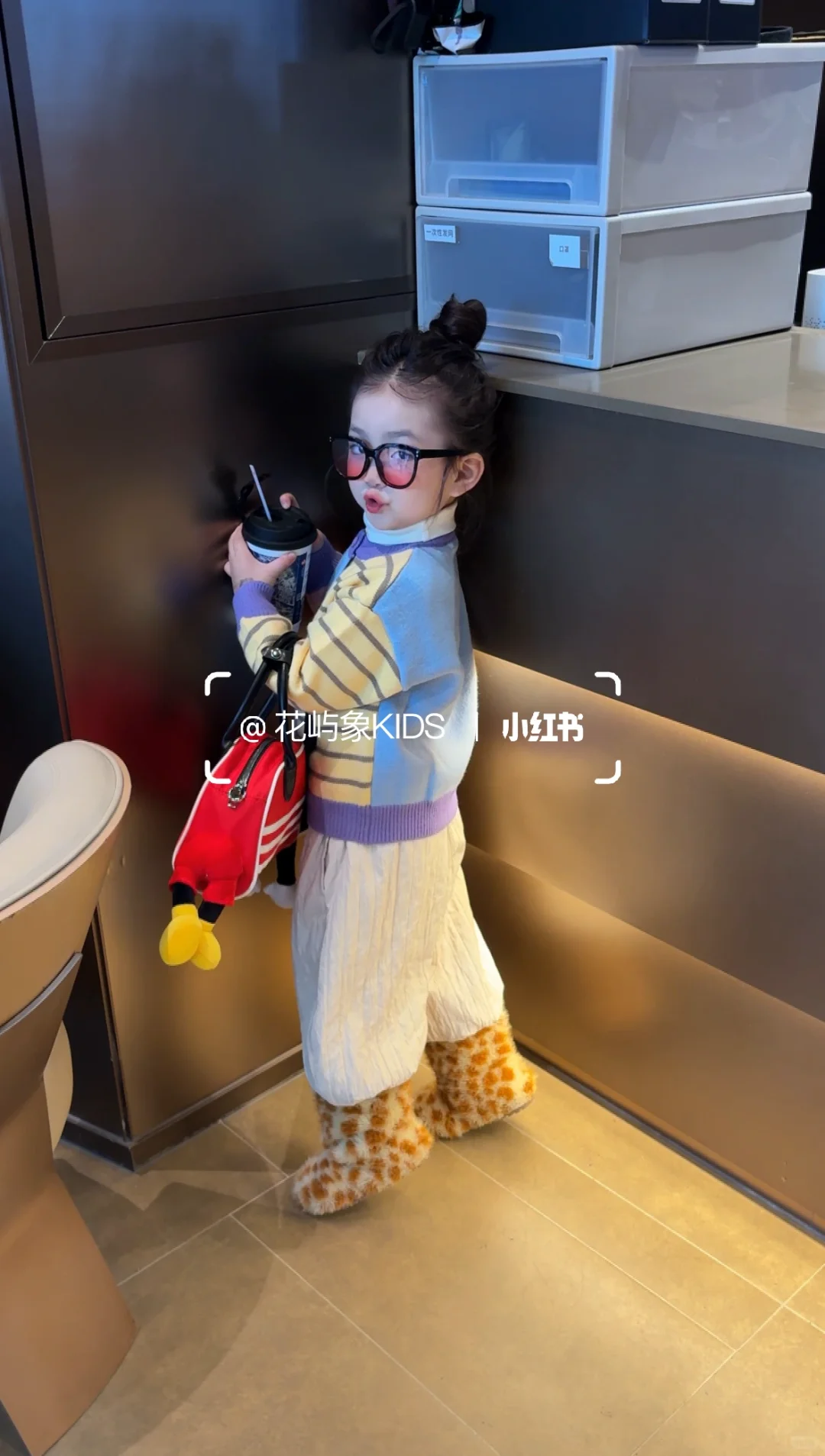 今天是蓝色系的乖宝宝