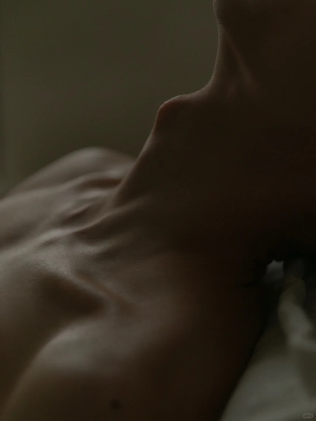 多1cm都发不出来｜男生轻私房写真