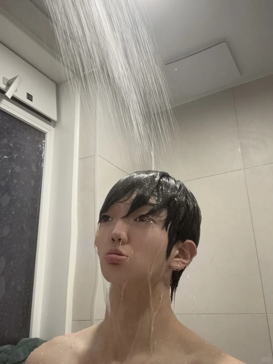 恩宰豆快拍更新浴照