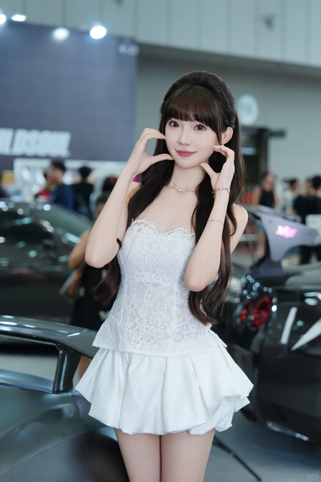 今日份壁纸/张张包.