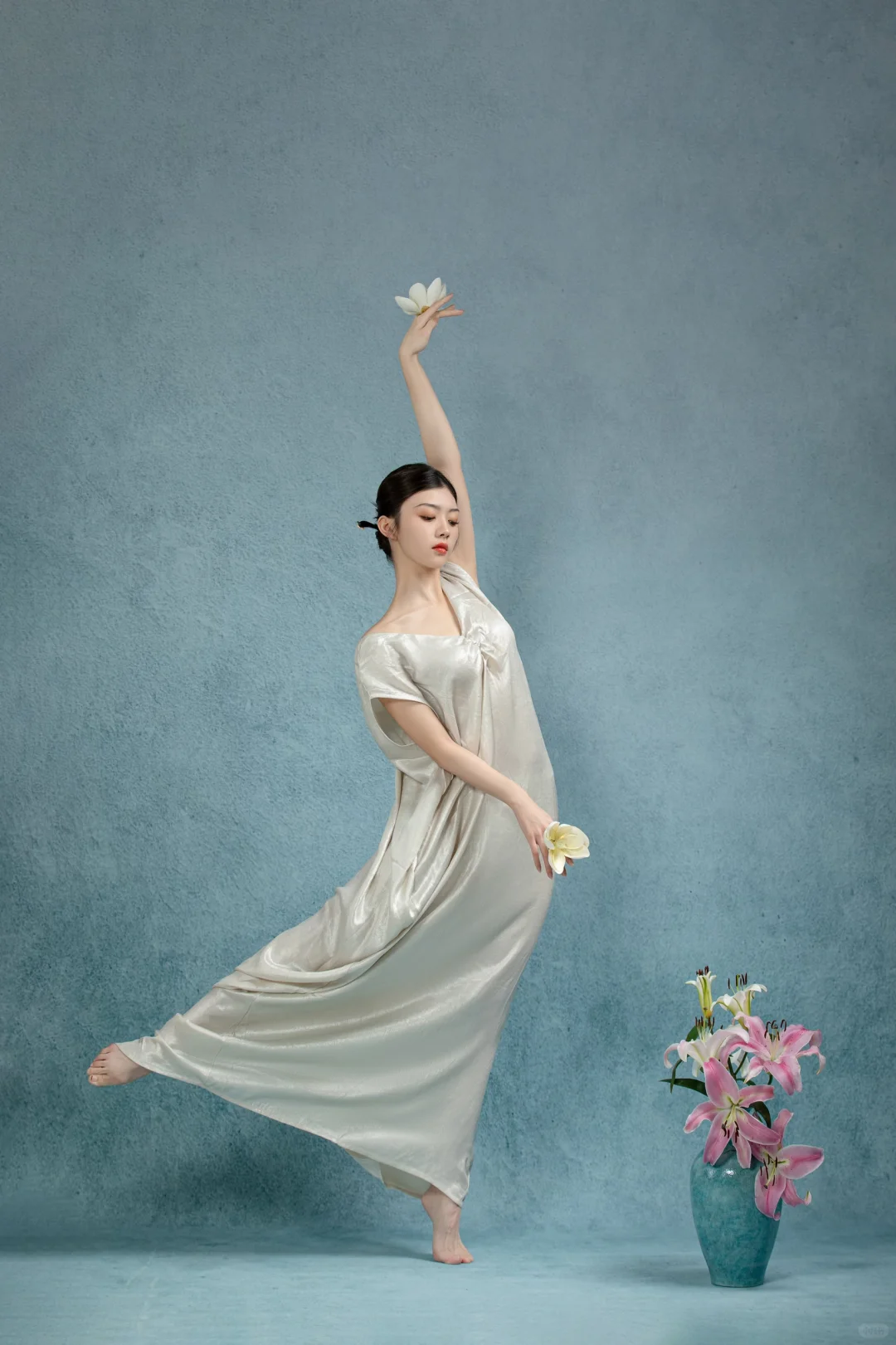 救命！这组舞蹈写真把“东方美学”焊在我审美